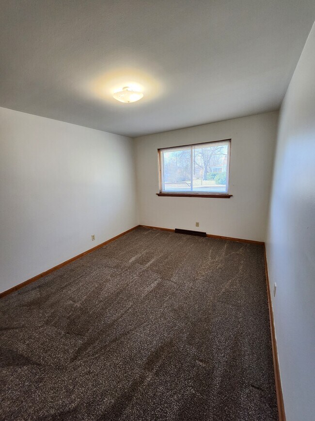 Building Photo - Swords & Rohmann