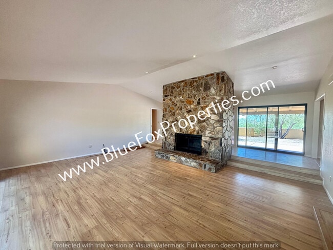 Building Photo - 4340 E Cerrada Del Charro