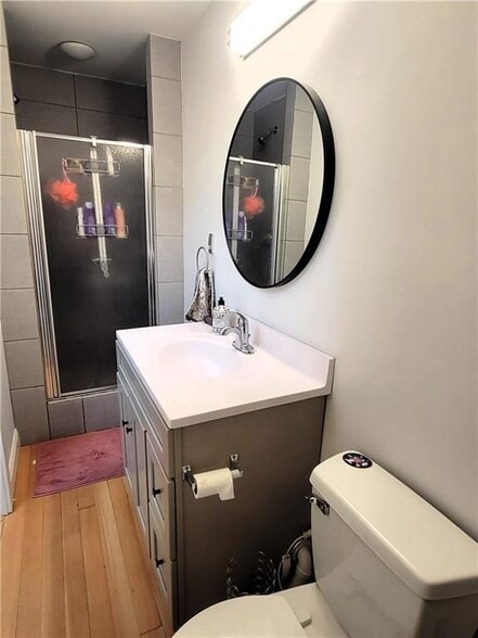 Building Photo - 102 Broadway, 1C