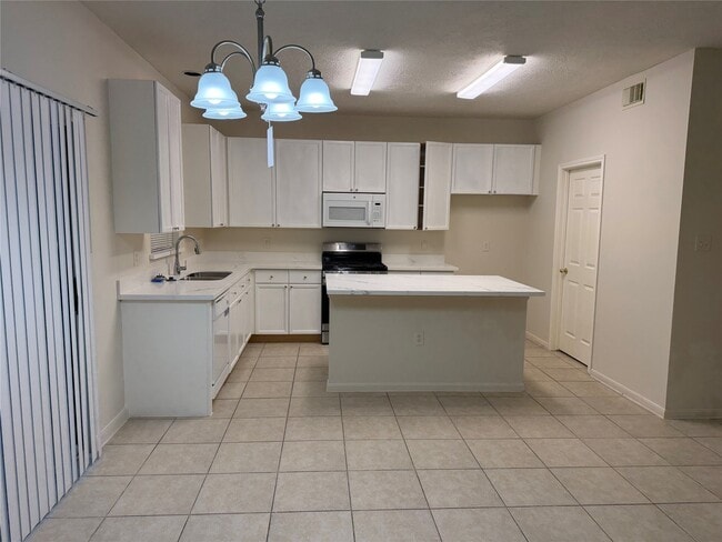 Building Photo - 4738 Stoney Point Ct