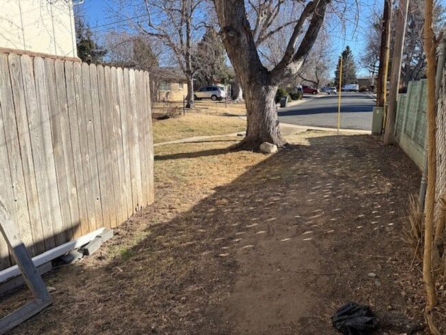 Building Photo - Wheat Ridge 2-story