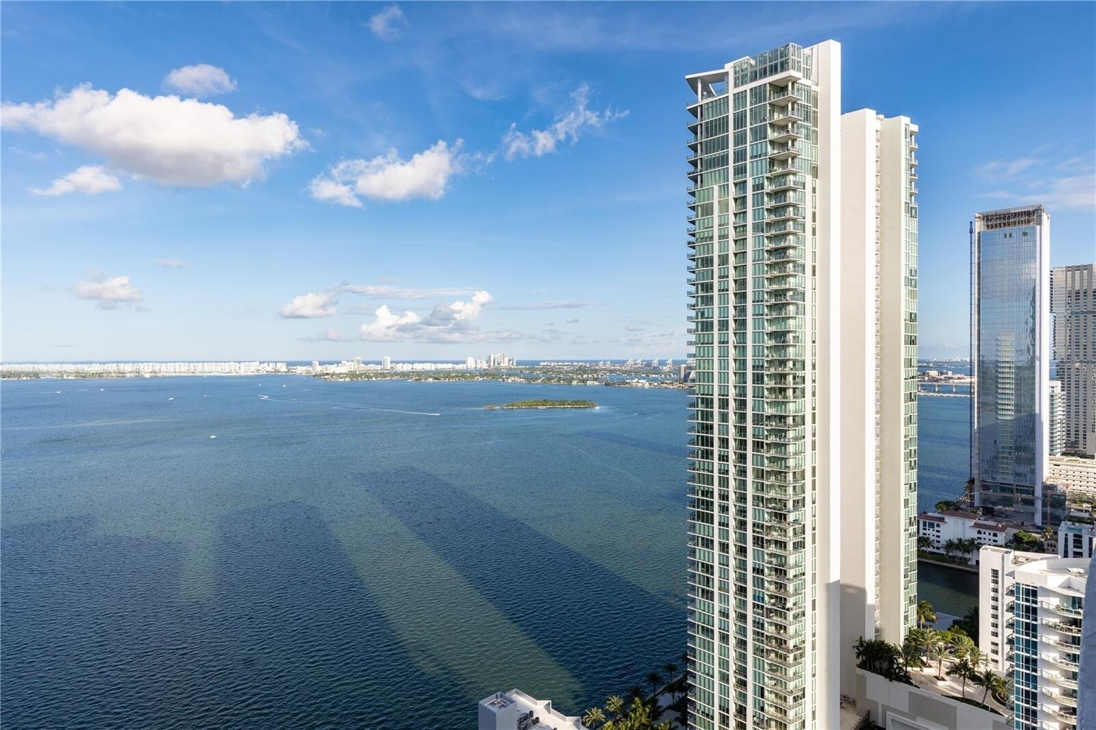 Building Photo - 480 NE 31st