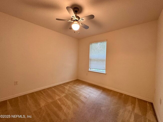 Building Photo - 8271 Halls Hammock Ct