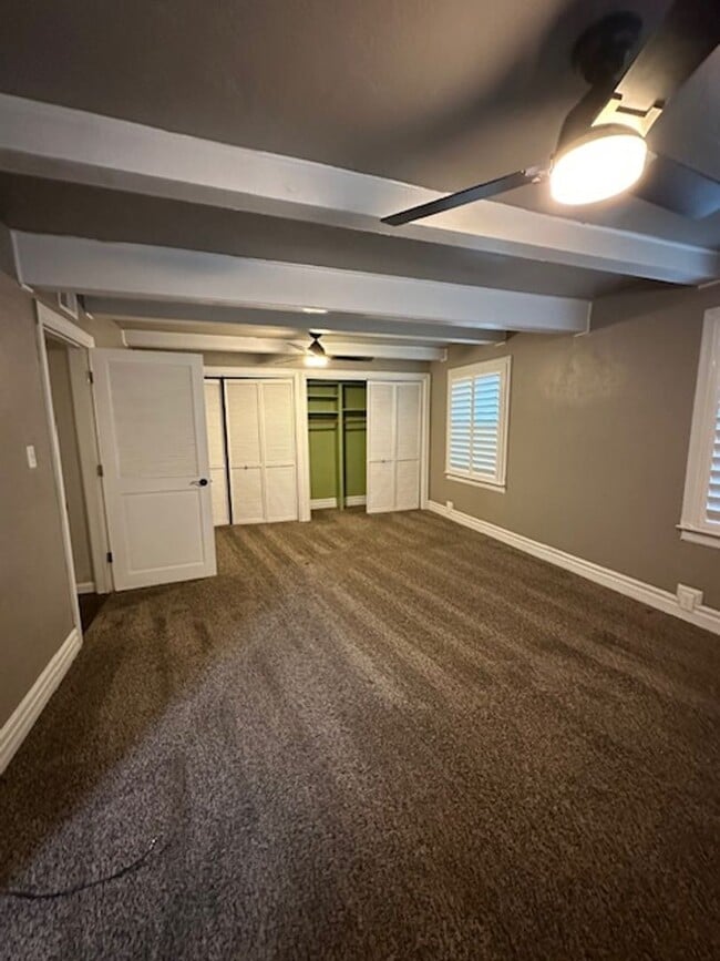 Building Photo - 2550 4th Ave