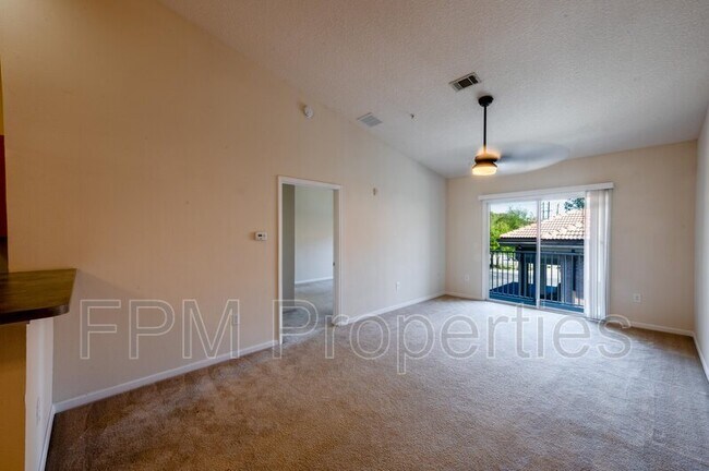 Building Photo - 9505 Armelle Way