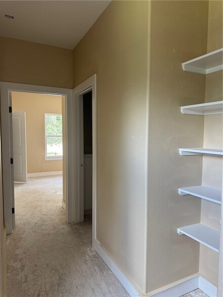 Building Photo - 807 S Coulter Dr