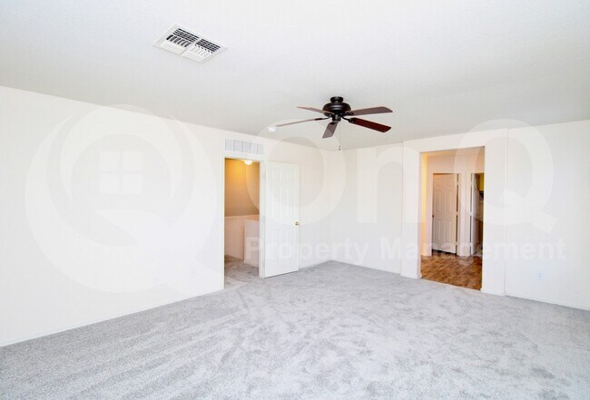 Building Photo - 3062 S Mandy