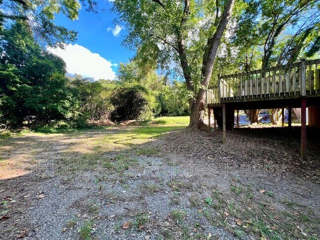 Building Photo - 139 Endsley Ave