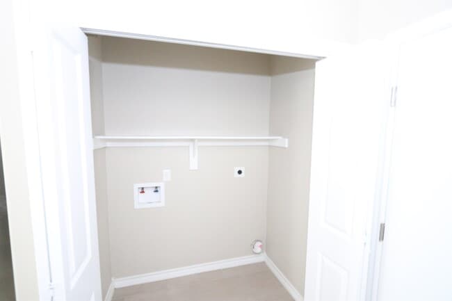 Building Photo - 7964 Elka Lp