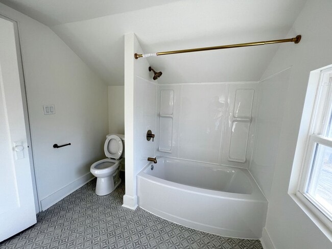 Building Photo - Renovated 3 -Bedroom, 2-1/2 Bathroom Farm ...