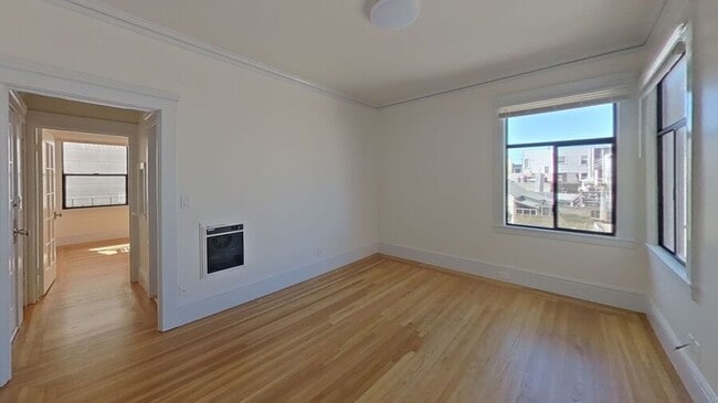 Building Photo - 305 23rd Ave