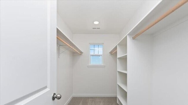 Building Photo - Welcome to this spacious 4 bedroom, 3 bathroom home located in Caldwell, ID.