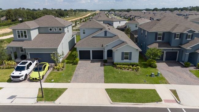 Building Photo - 2591 Seagirt Wy