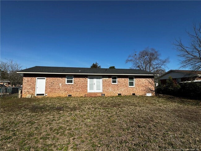 Building Photo - 3757 Colonial Cove