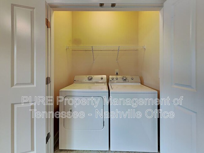 Building Photo - 1022 Rural Plains Cir