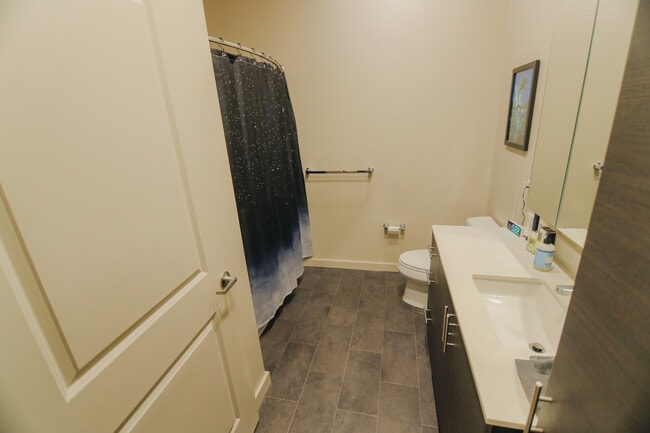 Building Photo - 9716 Holman Rd NW