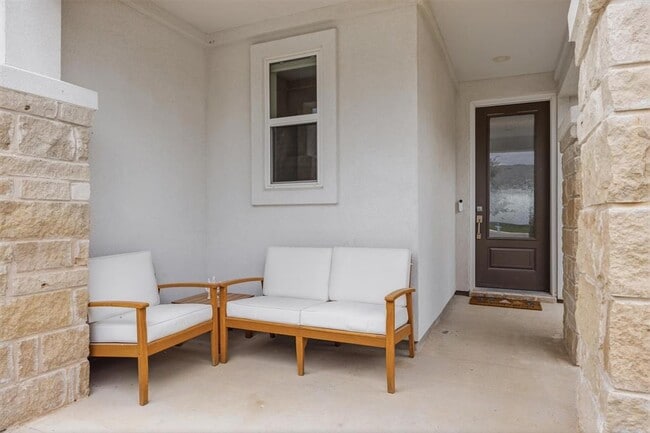 Building Photo - 1108 Chapote Ter