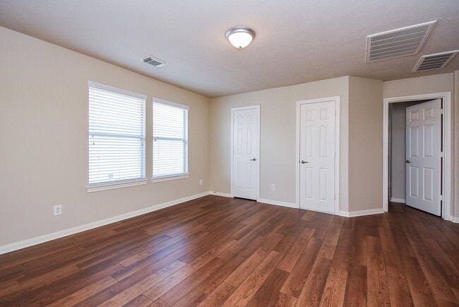 Building Photo - 15007 Grape Orchard Ct