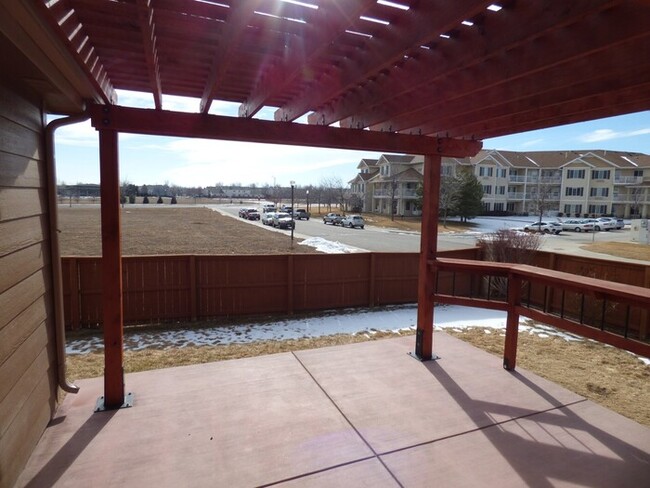 Building Photo - Beautiful Ranch, Next to Park & Playground