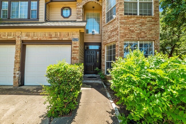 Building Photo - 9128 Cumberland Dr