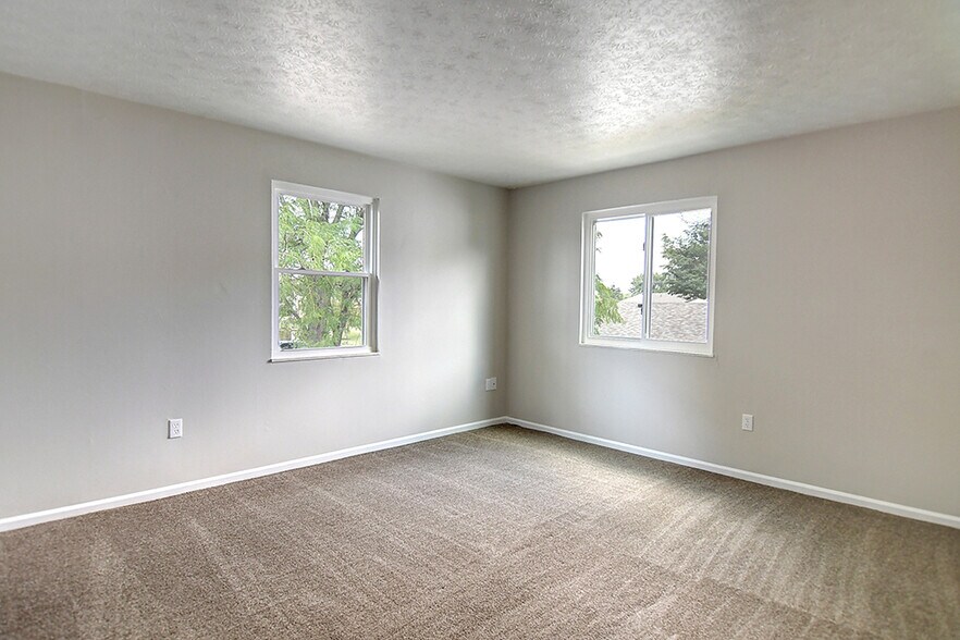 Building Photo - 306 Chadwick Pl