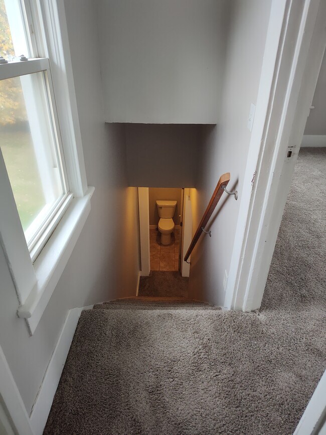 Building Photo - 145 21st St NW