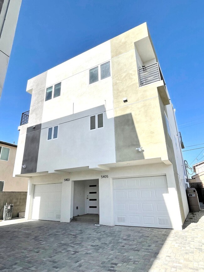 Building Photo - 5401 Carlin St