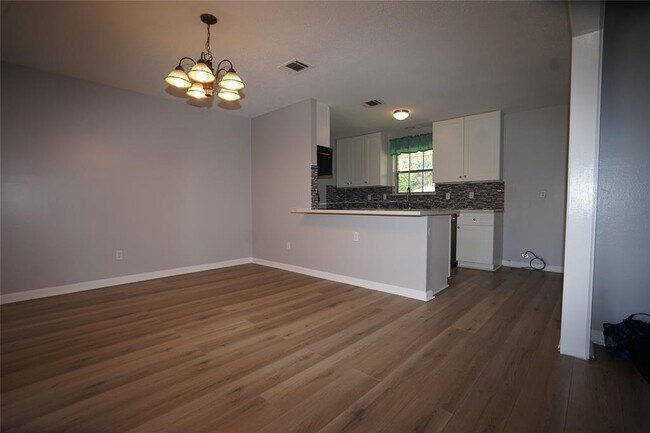 Building Photo - 3130 Windmill St