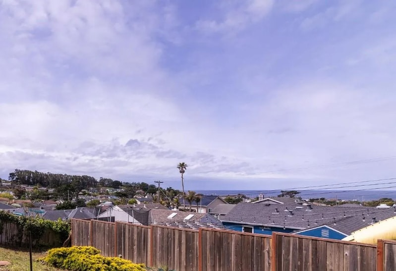 Building Photo - 544 Vista Mar Ave