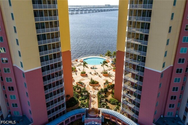 Building Photo - 2745 First St