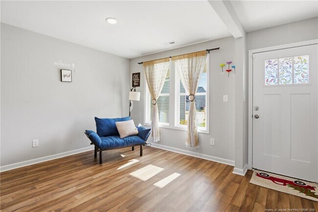 Building Photo - 50 Terrier Ct