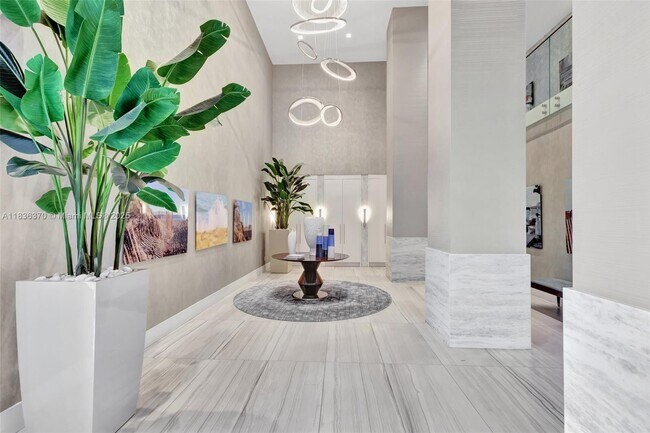 Building Photo - 2301 S Ocean Dr