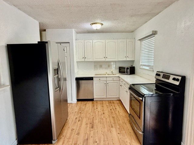 Building Photo - 2236 Fernwood Dr