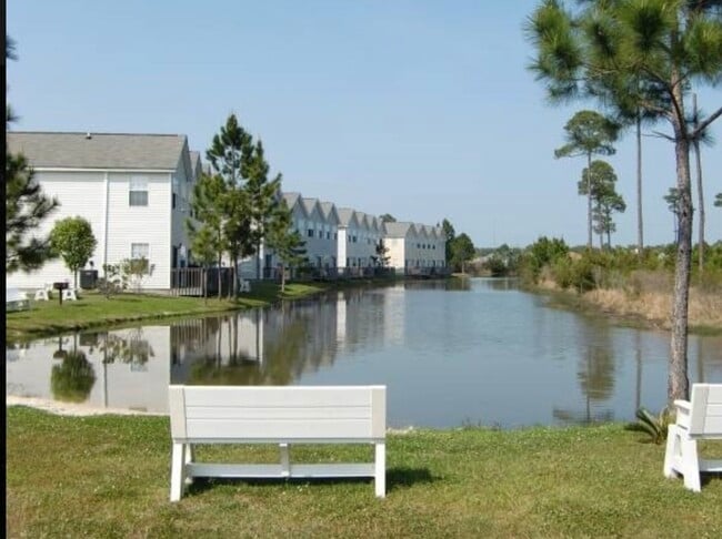 Building Photo - SOUTHWIND TOWNHOMES LLC