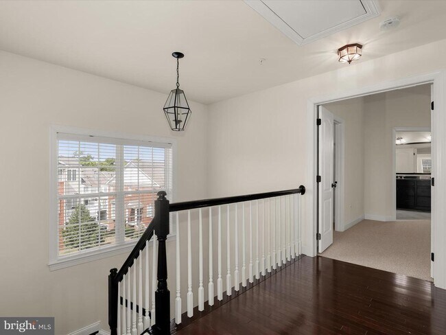 Building Photo - 7761 Crystal Brook Way