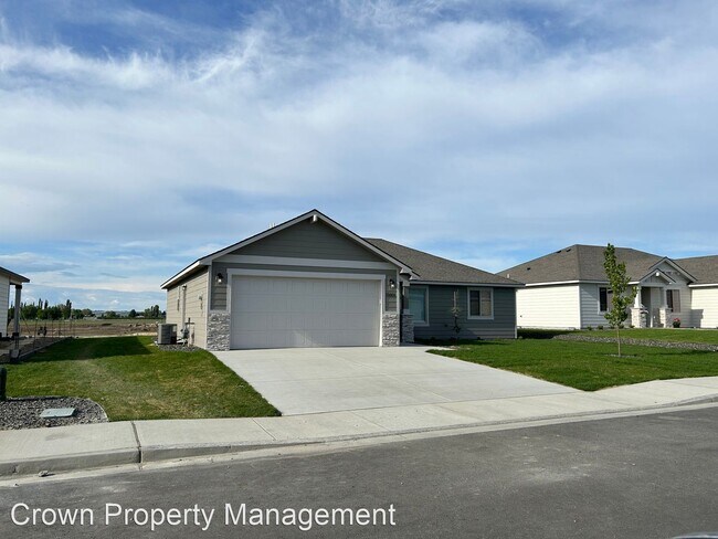 Building Photo - 3 br, 2 bath House - 10501 Chinook Dr.