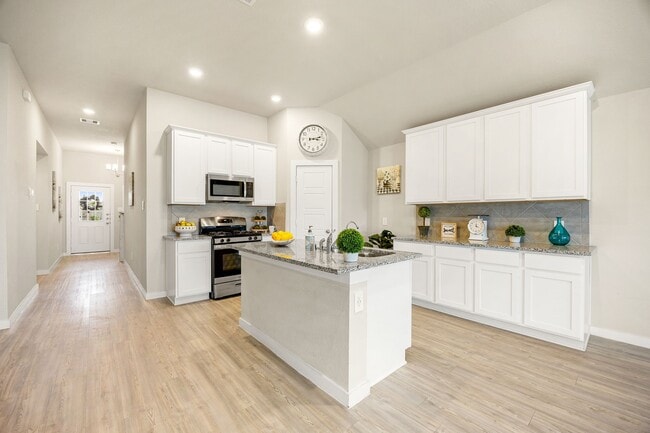 Building Photo - 723 Larkspur Shadow Dr