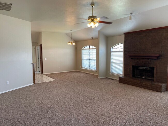 Building Photo - Beautiful granite and tile backsplash to update the large kitchen. 3 bedrooms + an office, large ...