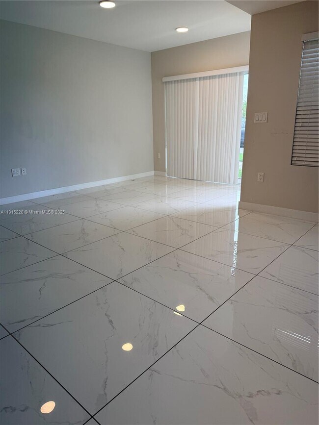 Building Photo - 25743 SW 144th Ave