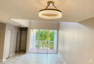 Building Photo - 4654 NW 97th Pl