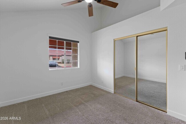Building Photo - 2118 E Center Ln