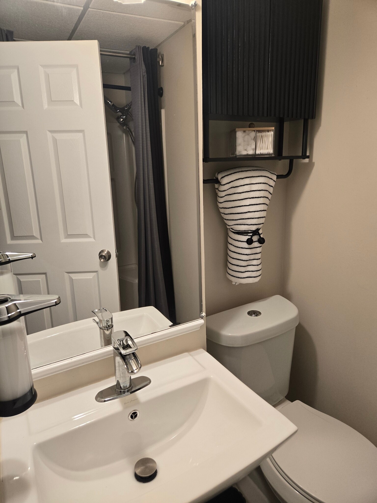 Building Photo - 240 Boca Ciega Ct