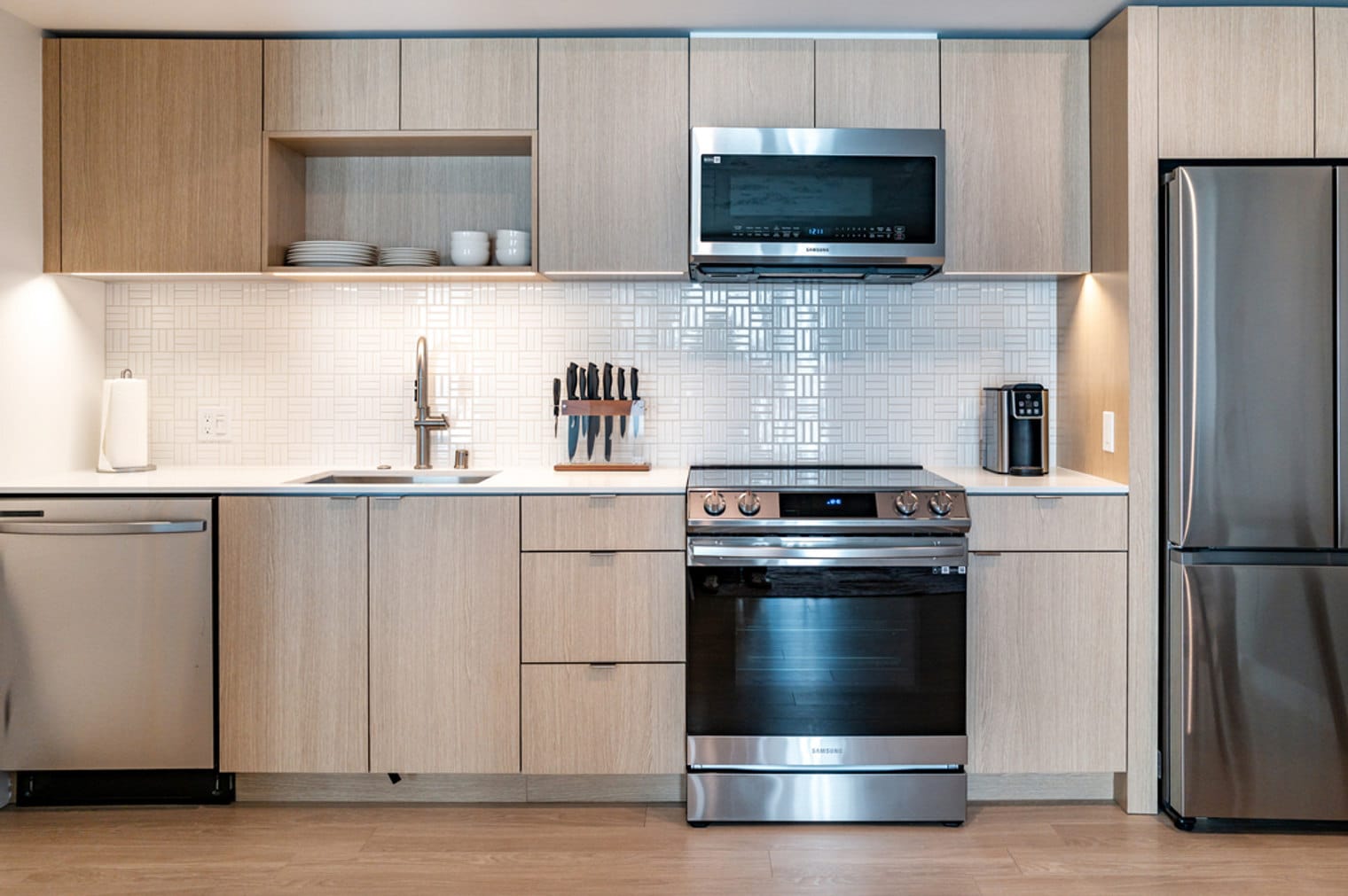 Building Photo - 1 Brady St