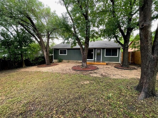 Building Photo - 4805 Bergfield Dr