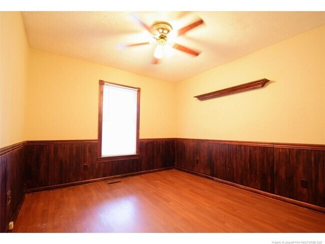 Building Photo - 6466 Brookshire St