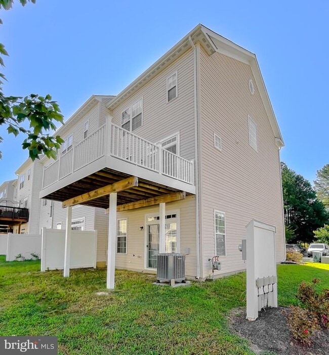 Building Photo - 23117 Primrose Wy