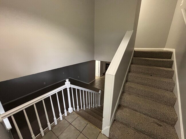 Building Photo - 1179 Tatesbrook Dr
