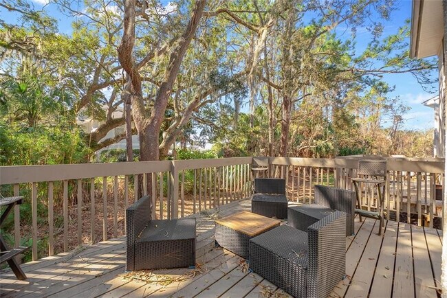 Building Photo - 1000 Sea Island Rd