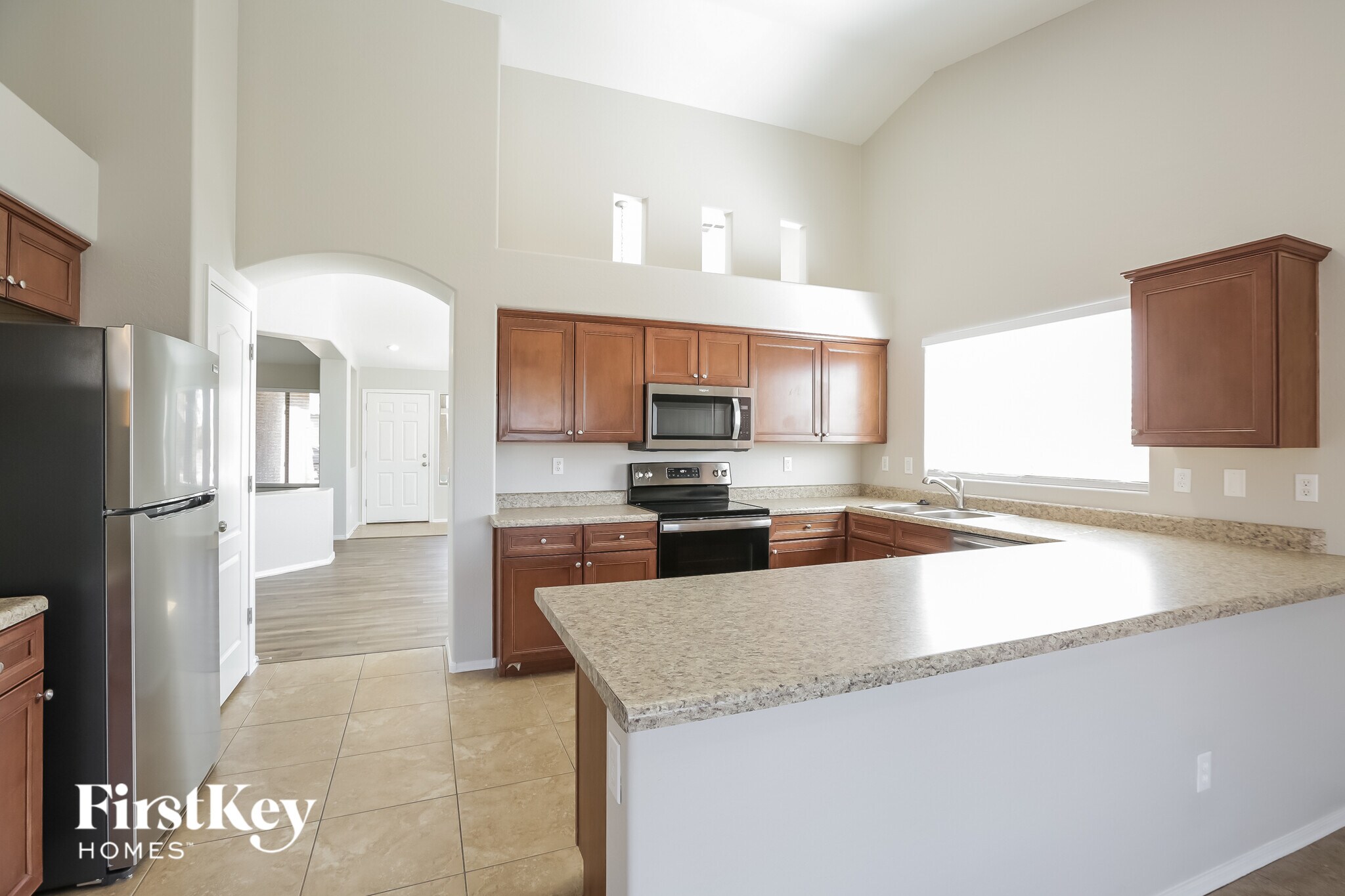 Building Photo - 6220 S 52nd Dr