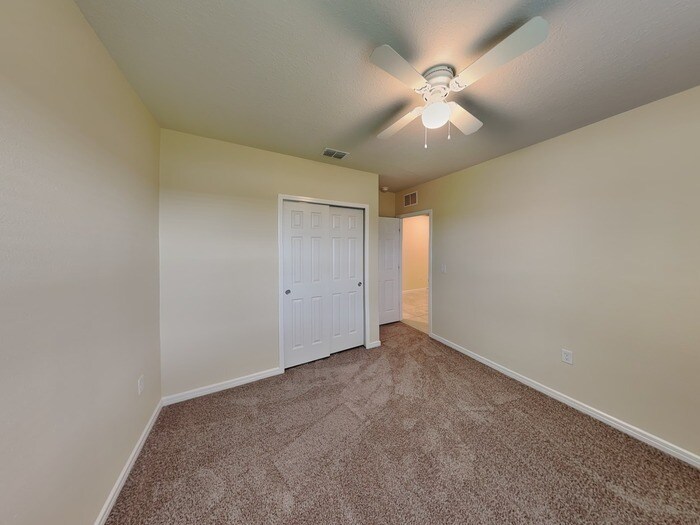 Building Photo - 1208 Sugarwood St